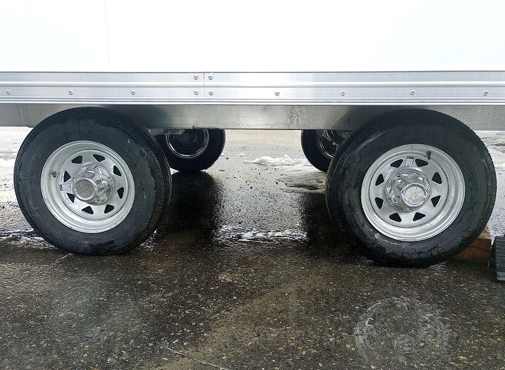 2024 Mission Trailers 101×24 Aluminum 4/5-Place Drive In/Out Deckover w/Galvanized Pkg, Canopy - Image 5
