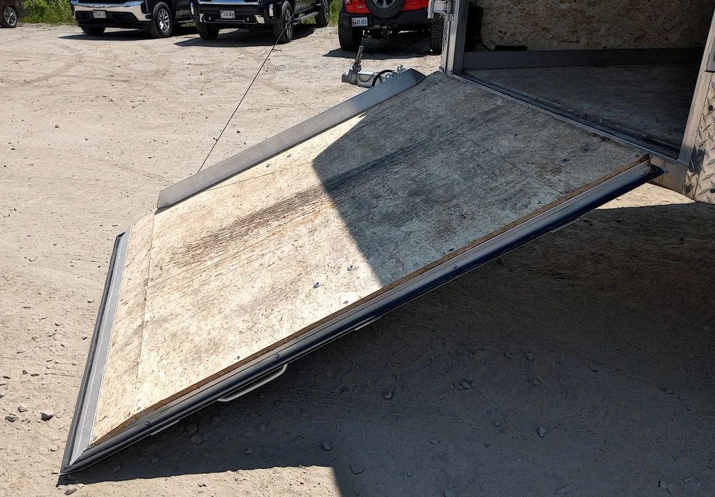 Mission Trailers 101×22 Aluminum 4-Place - Image 11