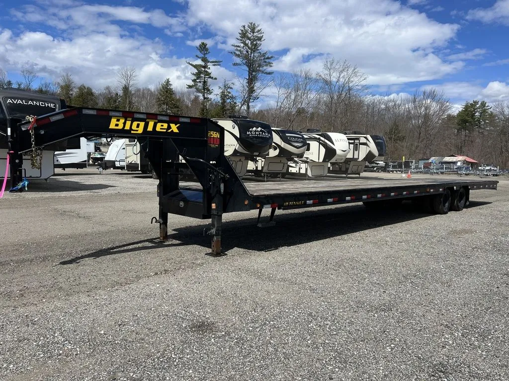 2023 Big Tex Trailers 8.5×40 25K HD Gooseneck Equipment w/Slide-Out Ramps - Image 16