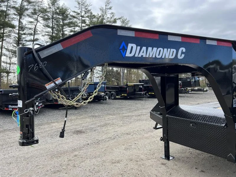 2024 Diamond C 8.5×35 25K Gooseneck Equipment Trailer w/Spare Mount - Image 7