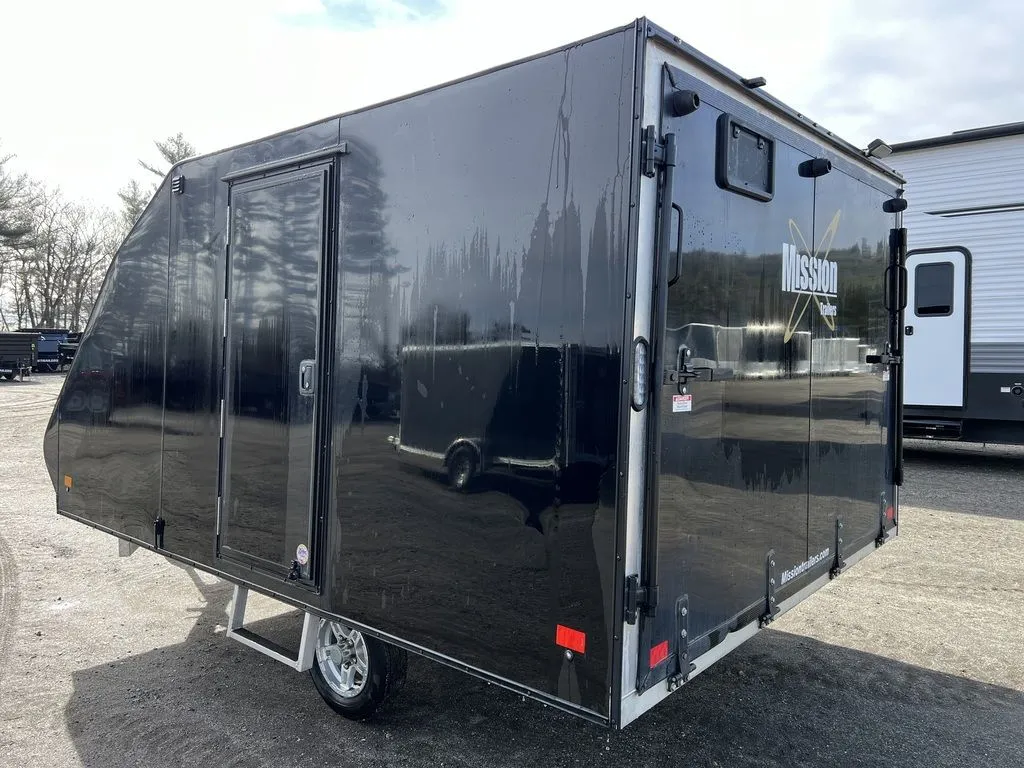 Aluminum 2-Place Crossover/Hybrid w/Blackout PKG - Image 17