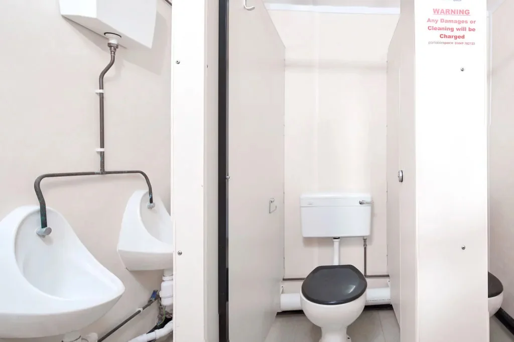 12Ft x 9Ft 2+1 Jackleg Toilet Cabin - Image 4