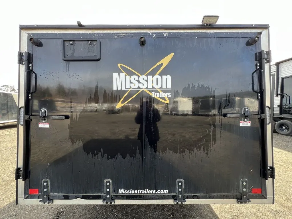 Aluminum 2-Place Crossover/Hybrid w/Blackout PKG - Image 16