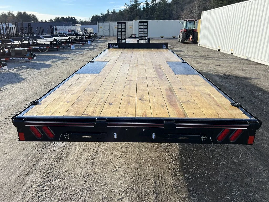 2024 Diamond C 8.5×22 7K Deckover Trailer w/Slide-In Ramps - Image 4