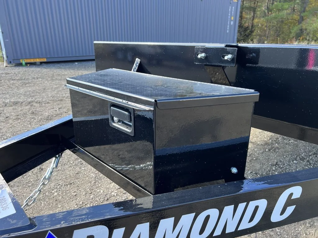 2024 Diamond C 8.5×20 7K Deckover Trailer w/Slide-In Ramps - Image 6