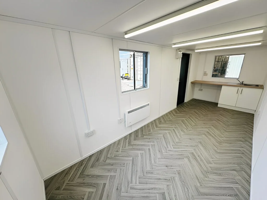 21ft x 8ft Office / Canteen Cabin – Refurbished Anti-Vandal Portable Building - Image 8