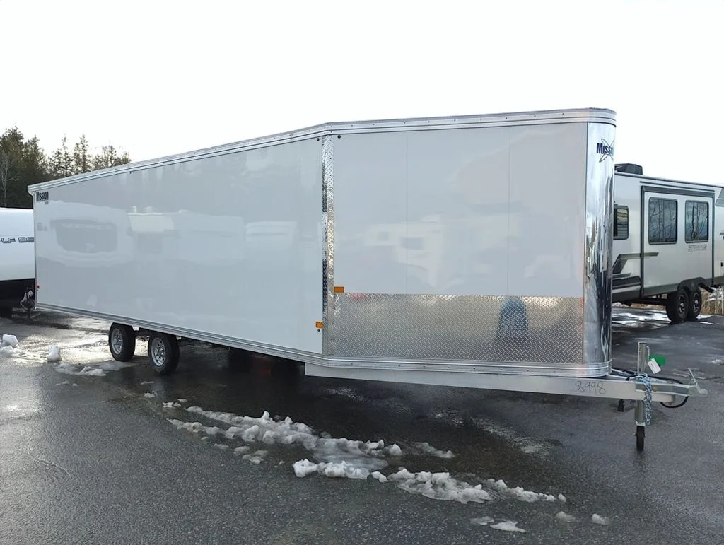 2024 Mission Trailers 101×24 Aluminum 4/5-Place Drive In/Out Deckover w/Galvanized Pkg, Canopy - Image 18