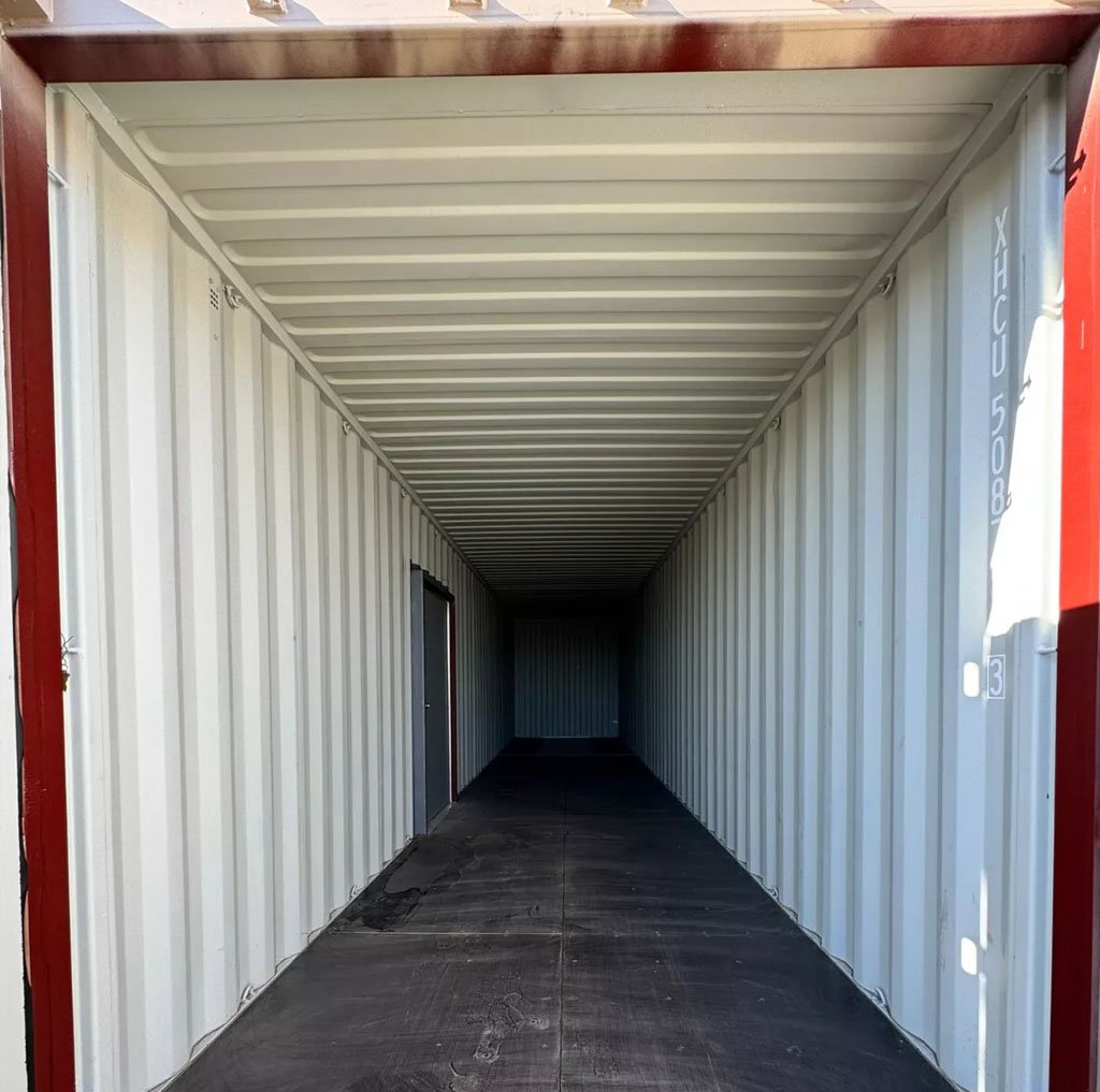 40ft shipping container with man door - Image 6